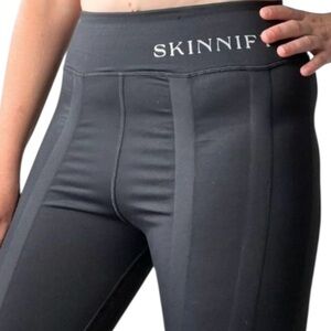 Skinnify Resistance Band Footed Leggings Size Small Black